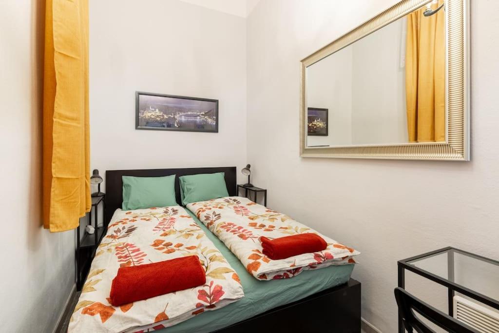 Kz10e Paola On Kazinczy Utca Apartman *